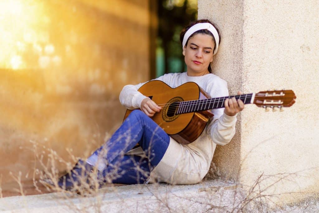 Welche Gitarre Ist Fur Anfanger Geeignet Ratgeber Klangheld